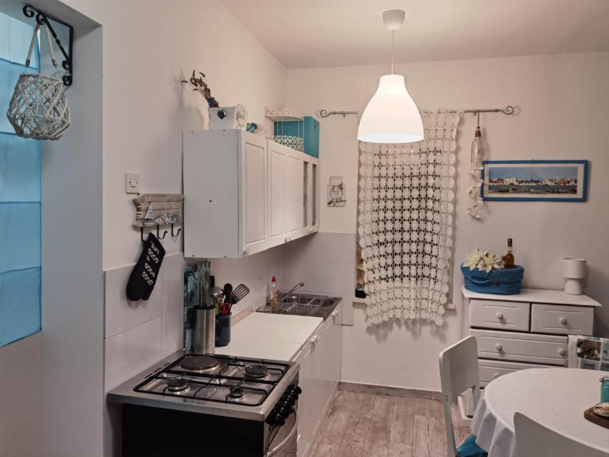Apartment Lili Lukovo Bagian luar foto